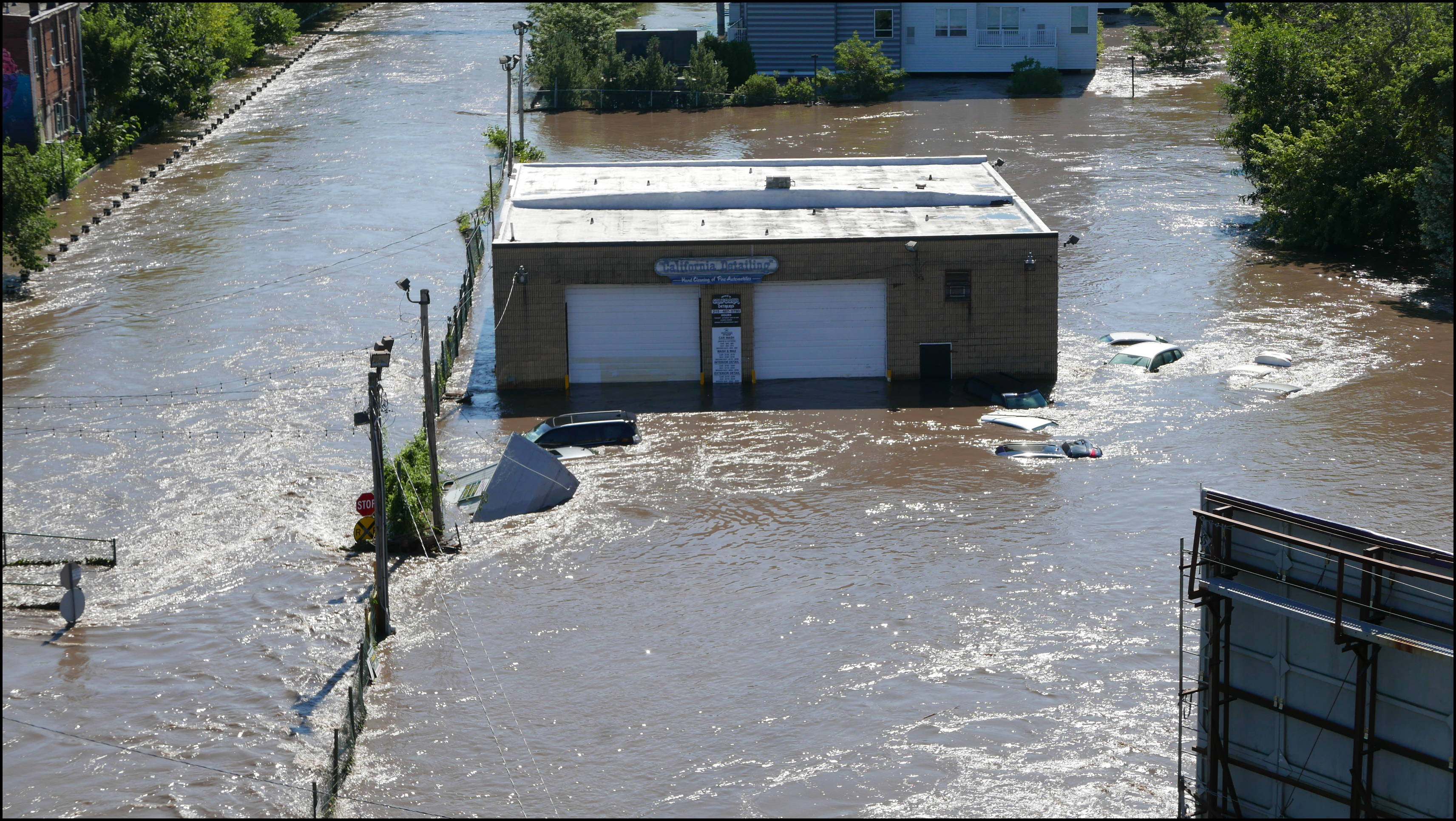 Views from the Manayunk Bridge -- Main Street parking lot. More flooded cars.