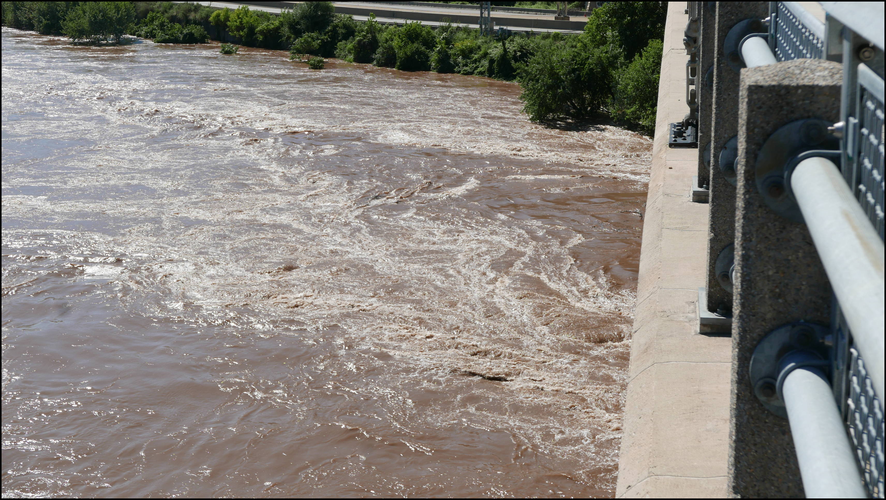 Views from the Manayunk Bridge -- Water rushing under the bridge