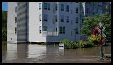 Cotton Street and the canal -- The Isle. There's a parking lot under there. Hope the got all the cars out.