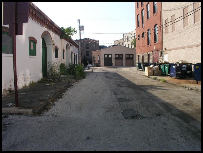 Left side from back view between Venturi Scott Brown and Labov's, Canal House in the background